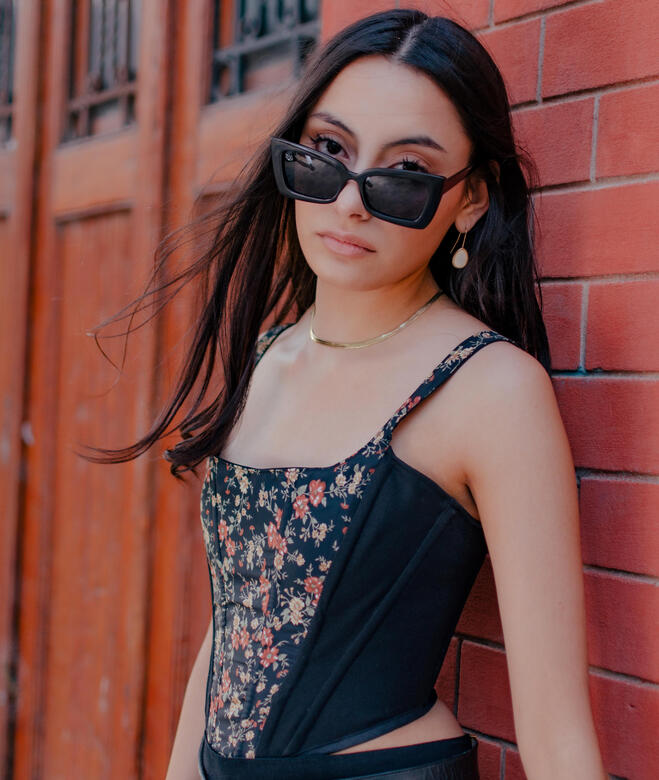 Corset Blossom Black $20000